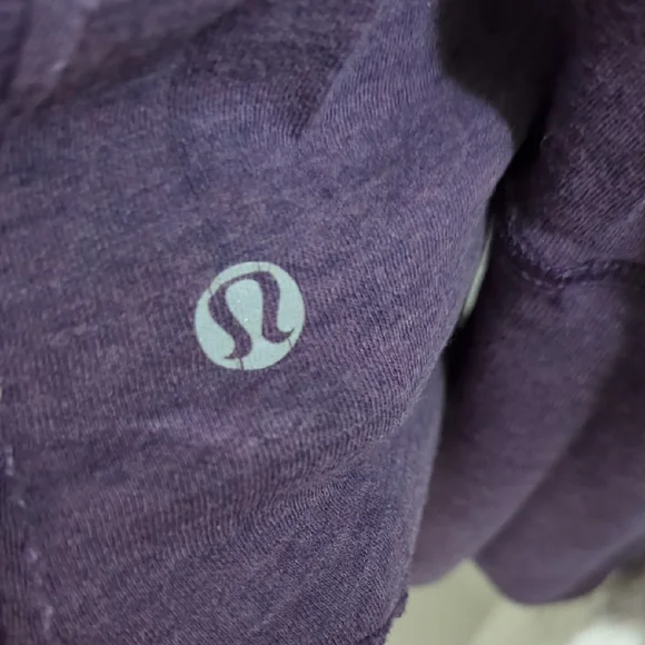Size M Lululemon Purple Striped Long Sleeve Reversible Shirt - Picture 10 of 16